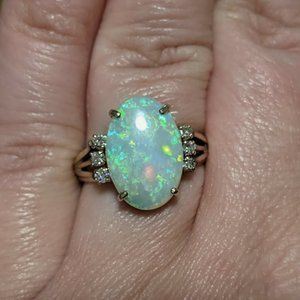 14k Gold Opal Diamond Ring